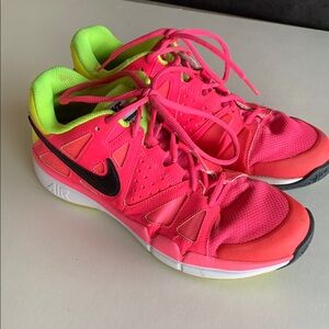 Nike Pink and Black Athletic Shoes with Breathable Mesh